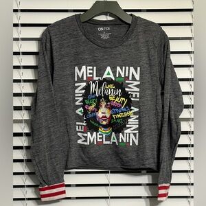 🛍️ On Fire  Melanin  Tee Size L